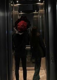 橱窗里的爱情是什么歌